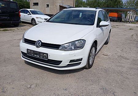 VW Golf Variant Volkswagen VII 1.6 TDI BlueMotion Technology Trendline