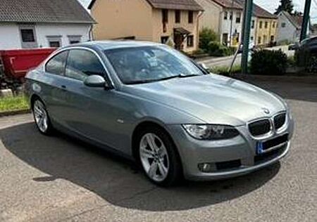 BMW 325xi 325 +Coupe+Aut.