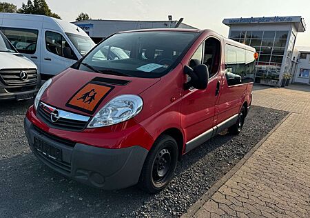 Opel Vivaro Kasten/Kombi Behindertengerecht *8058