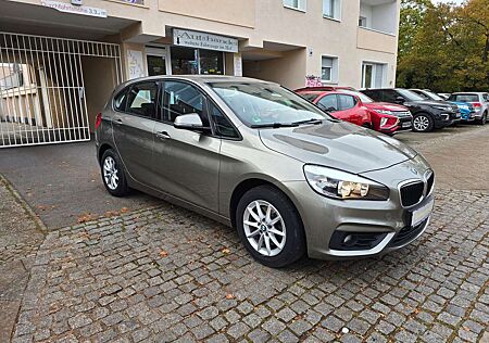 BMW 218 i/1.Hand/Scheckheft/Navi/PDC/MFL/Sportsitze