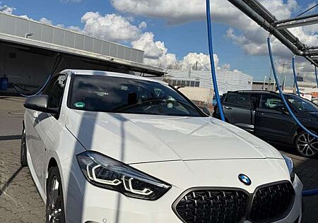 BMW 235 M235i xDrive Gran Coupé / 306ps / Scheckheft uvm.
