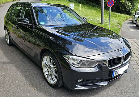 BMW 320d 320 Touring Sport Line