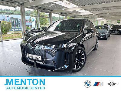 BMW iX xDrive45 M Sportpaket AHK/Soft-Close/Harman/Massag