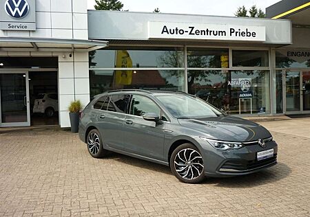 VW Golf Volkswagen VIII Variant Style 1,5 eTSI DSG+Navi+Standh