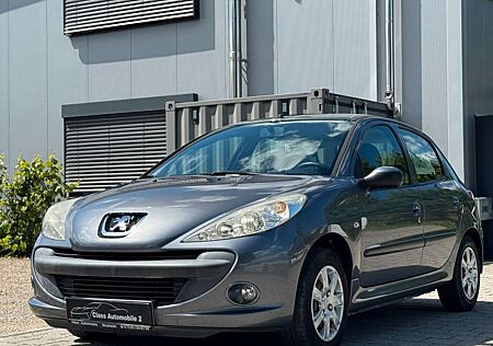 Peugeot 206 + Basis/Klima/