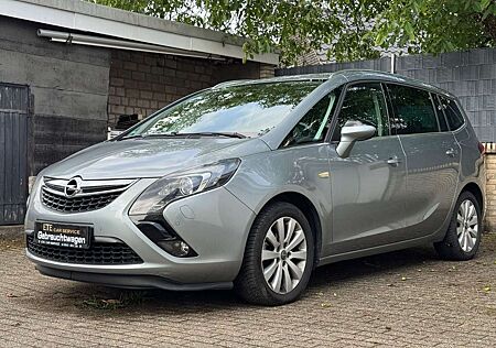 Opel Zafira C Tourer Innovation* 7SITZER+NAVI+XENON*