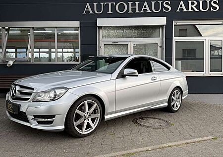 Mercedes-Benz C 180 CGI Coupe /// AMG Line /SZH/NAVI/ 1 J.GARA