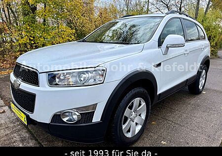 Chevrolet Captiva 2.4 LT 2WD*7SITZE*NAVI*T-LEDER*GRA*CAM*
