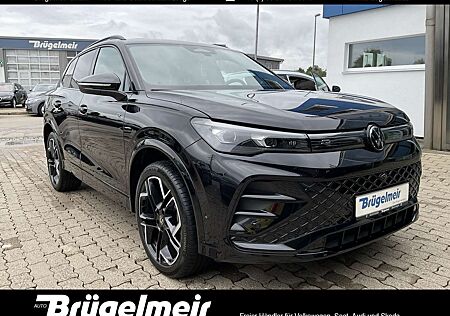 VW Tiguan Volkswagen 2.0 TDI DSG R-Line 4M+PANO+HUD+20'+WR+AHK