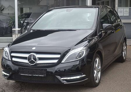 Mercedes-Benz B 200 SPORT*AUTOMATIK*T.LEDER*NAVI*PANORAMA*AHK*