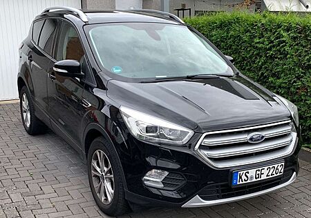 Ford Kuga Titanium*4x4*SH+LHZ*Autom*