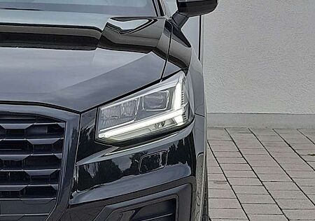 Audi Q2 40 TFSI quattro/S-Line/Black Opt.LED/Kam/DAB