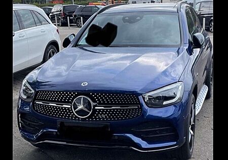 Mercedes-Benz GLC 300 e 4Matic 9G-TRONIC AMG Line Advanced