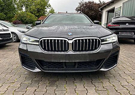 BMW 530 i xDrive M Sport*HEAD-UP*PANORAMA*AHK*KAMERA