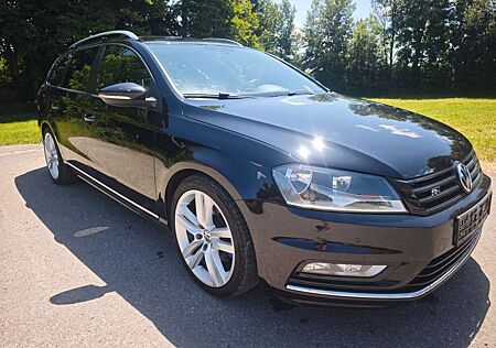 VW Passat Variant Volkswagen R-Line BlueMotion 4Motion