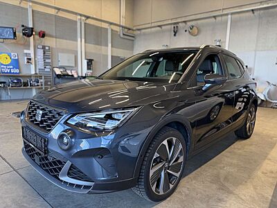 SEAT Arona 1,0TSI DSG FR 18´´ AHK Dinamica Voll LED