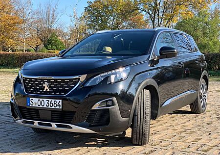 Peugeot 5008 / 8,845km Replaced Engine / GT-Line / START-STOP