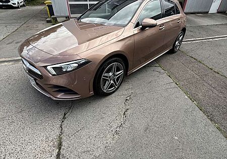 Mercedes-Benz A 250 e 8G-DCT AMG Line