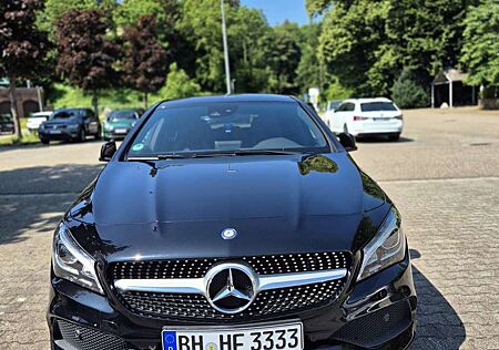 Mercedes-Benz CLA 200 Shooting Brake AMG Line