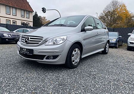 Mercedes-Benz B 170 PDC ISOFIX AHK SITZHEIZUNG ALLWETTER