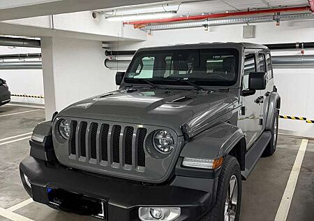 Jeep Wrangler Sahara