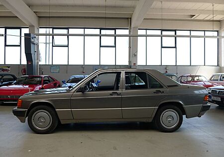 Mercedes-Benz 190 E 1.8