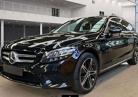 Mercedes-Benz C 300 T de Panorama*Kamera*LED*DAB*18*Navi