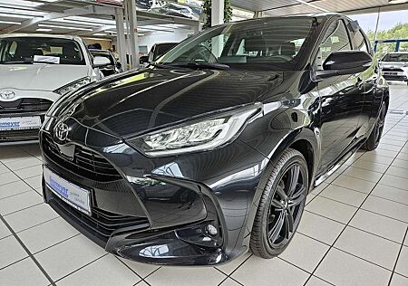 Toyota Yaris 1.5 Team DK 17 Zoll Alu schwarz Sitzheizung Lenkra