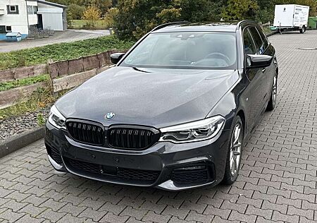 BMW 540 540dxDrive-M Sport-360°-Stdhz-Pano-HUD