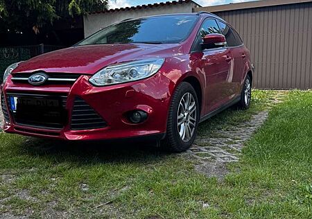 Ford Focus Sync Edition, TÜV 10/25, gepflegtes Fahrzeug