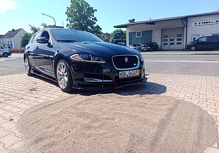 Jaguar XF XF Sportbrake Diesel 3.0 V6 Diesel S Sportbrake