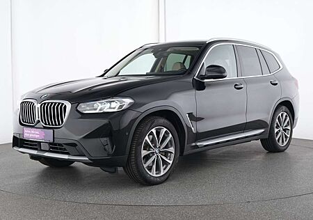 BMW X3 xDrive20d AHK|Panorama|MATRIX-LED|Kamera|Navi