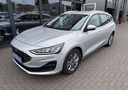 Ford Focus Turnier 1.5TDCi Titanium*LED*NAVI*SITZHZG