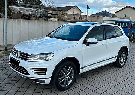 VW Touareg Volkswagen 3.0 V6 TDI SCR Blue Motion DPF Automatik