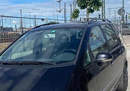 VW Sharan Volkswagen 2.0 TDI United