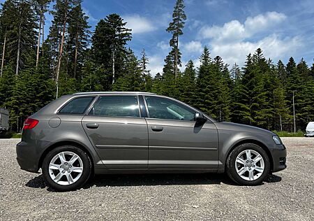 Audi A3 2.0 TFSI Sportback Attraction