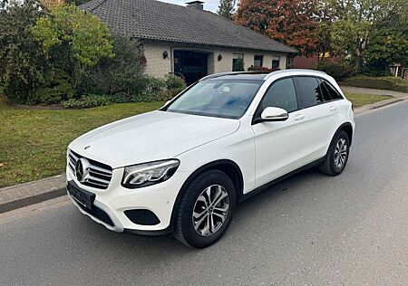 Mercedes-Benz GLC 250 d 4Matic *Ahk*Shz*Pano-Dach*Navi*