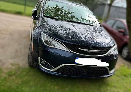 Chrysler Pacifica Limited Komplettausstattung