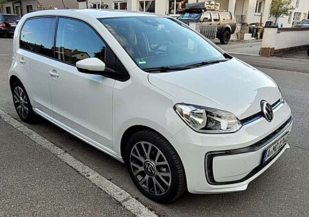 VW Up Volkswagen ! e-! Style Plus