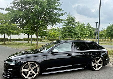 Audi S6 Avant
