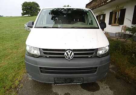 VW T5 Caravelle Volkswagen Caravelle Trendline