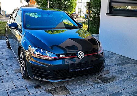 VW Golf GTI Volkswagen GTI BMT