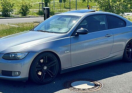 BMW 320d 320 Coupe 2.Hand Scheckheft gefplegt