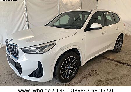 BMW iX1 30 xDr M Sport WIDESCREEN/LED/DAB/18"