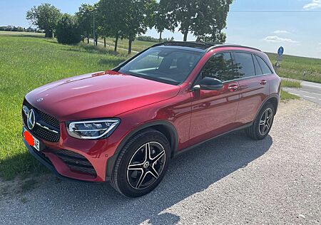 Mercedes-Benz GLC 300 GLC Diesel Plugin Hybrid de 4Matic 9G-TRONIC AMG L