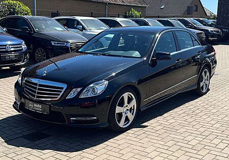 Mercedes-Benz E 200 AMG+Leder+Navi+Xenon+Scheckheft MB+TÜV neu