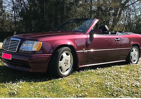 Mercedes-Benz E 220 Final Edition