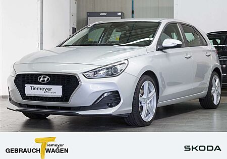 Hyundai i30 1.4 SELECT KLIMA NAVI LM