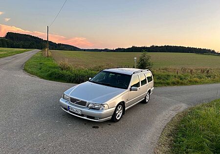 Volvo V70 2.4 140PS 8-Fach Tempomat Aux Lordose