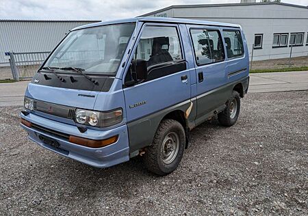 Mitsubishi L300 L 300 4WD AT Papiere Rost Stollenreifen 2.5TD